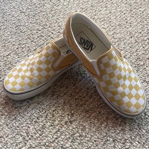 Vans classic yellow check slip in unisex